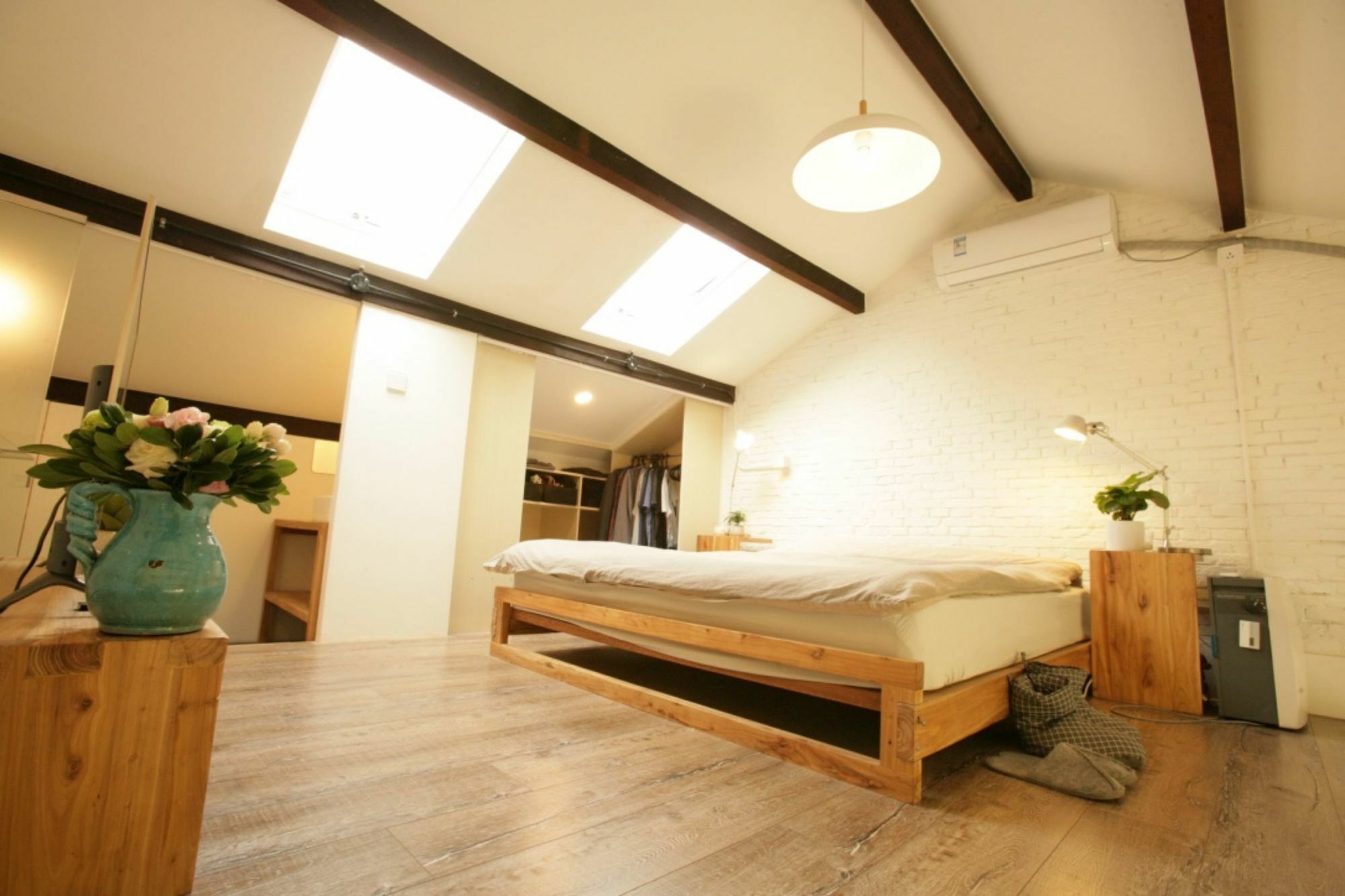 Апартаменты Fx78 Loft & Terrace Шанхай Экстерьер фото