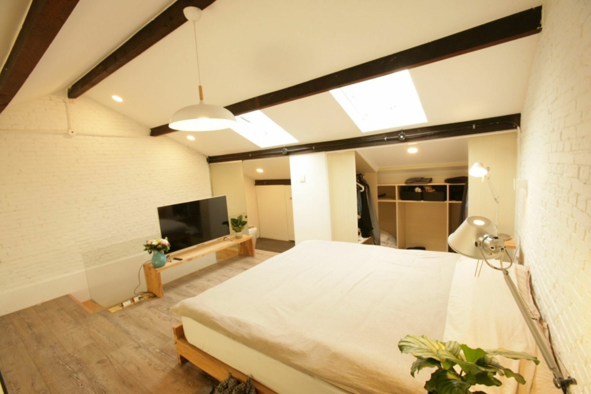 Апартаменты Fx78 Loft & Terrace Шанхай Экстерьер фото